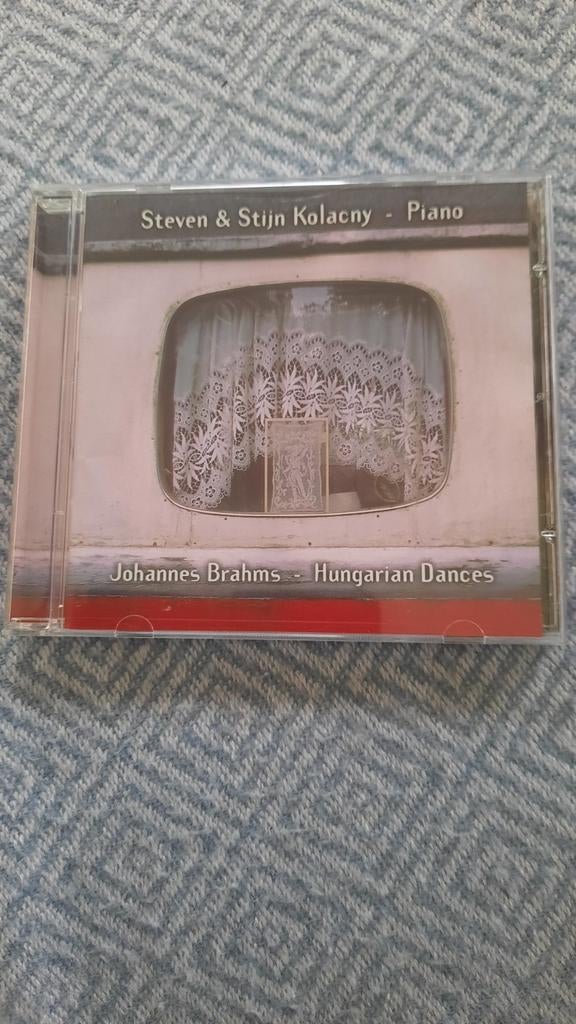STEVEN & STIJN KOLACNY Piano (Hungarian dances, J. BRAHMS), Enlèvement ou Envoi, Comme neuf