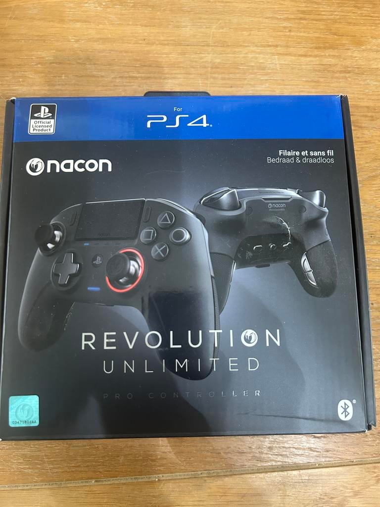 Nacon Revolution Unlimited, Ophalen, Zo goed als nieuw, Controller
