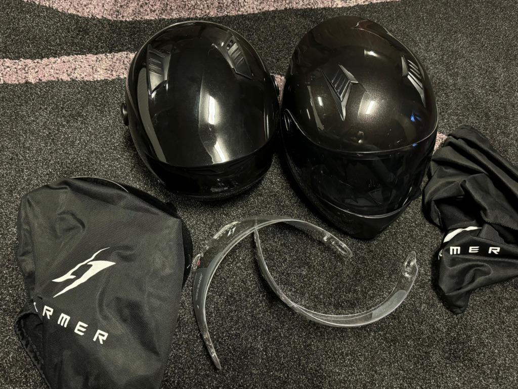 2x Casque moto M noir stormer swift solid neuf jamais utilis, Motos, Enlèvement ou Envoi, Neuf, avec ticket, M, Femmes