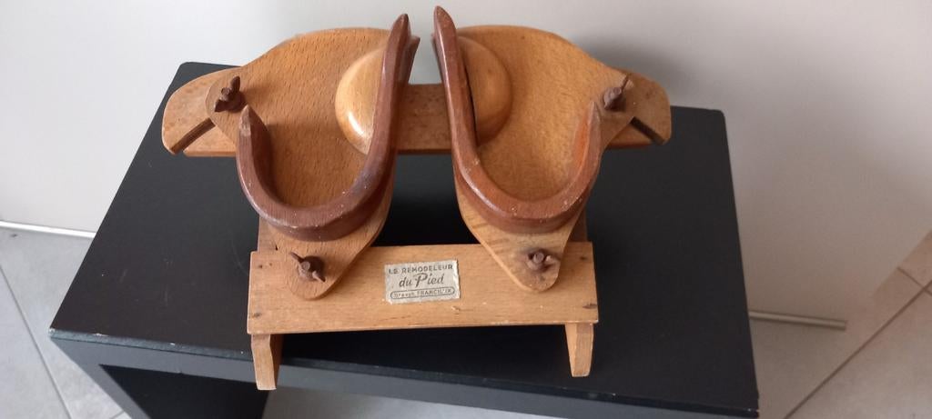 Ancien matériel médical "Remodeleur de pieds ", Enlèvement ou Envoi