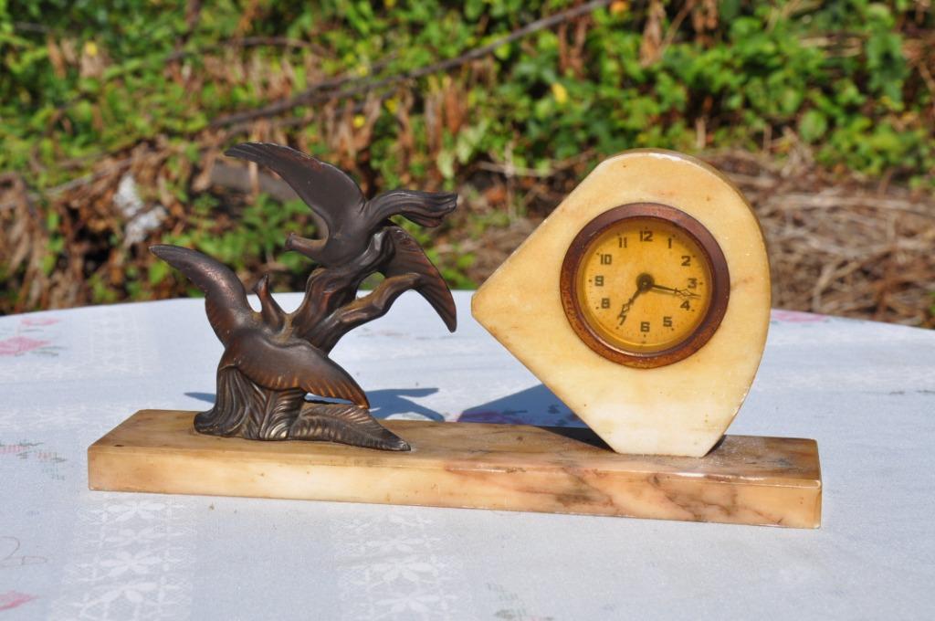 §  horloge art deco marbre mouette regule, Antiquités & Art, Enlèvement ou Envoi