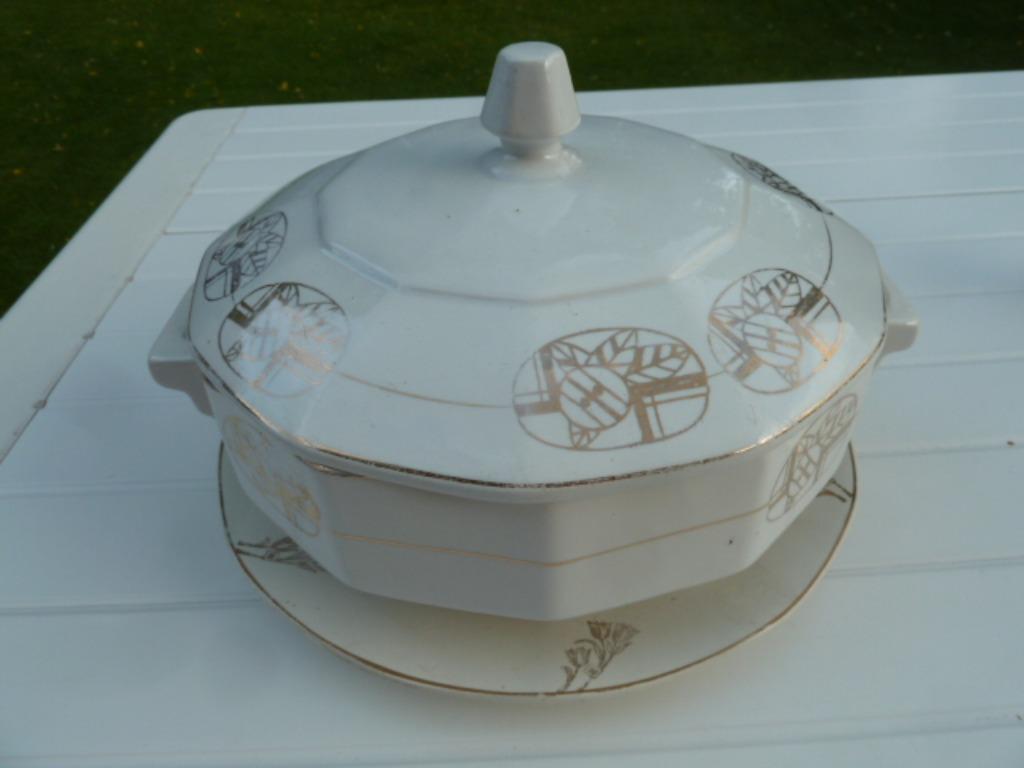 Zeer oude soepterrine Aardewerk Saint Ghislain België, Antiek en Kunst, Ophalen