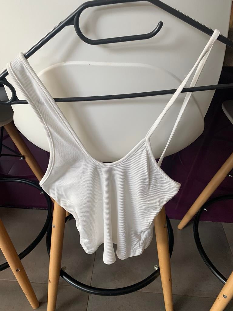 Top blanc taille 36, Vêtements | Femmes, Tops, Enlèvement ou Envoi, Comme neuf, Taille 36 (S), Blanc