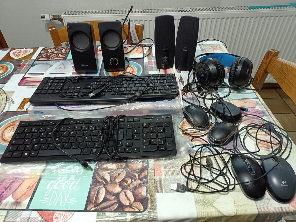 Matériel informatique, Enlèvement ou Envoi, Utilisé