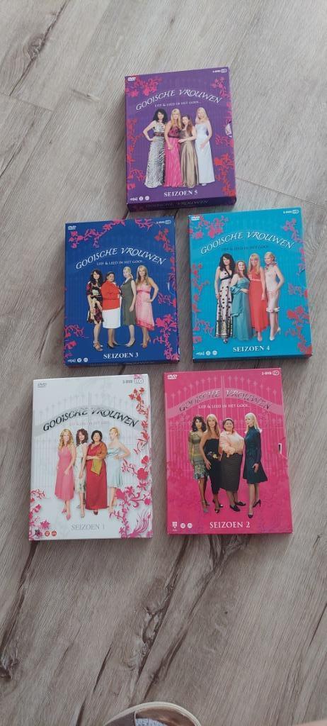 DVD BOX GOOISCHE VROUWEN  5 SEIZOENEN, À partir de 12 ans, Enlèvement, Utilisé, Drame