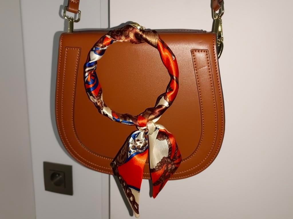 Yess handtas, Handtassen en Accessoires, Ophalen of Verzenden, Nieuw, Bruin, Handtas