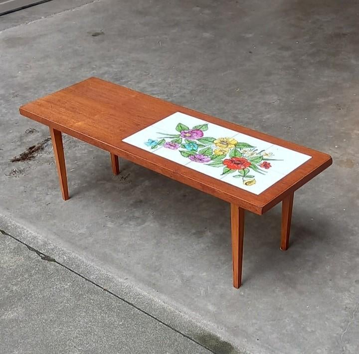 Table basse Vintage en Teck et Céramique années 1960's, Enlèvement
