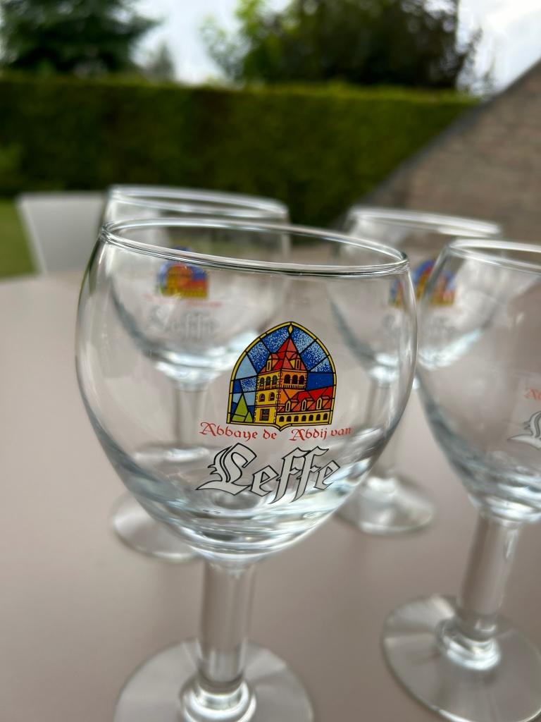 Bierglazen Westmalle & Leffe., Huis en Inrichting, Glas of Glazen, Nieuw, Ophalen of Verzenden, Glas