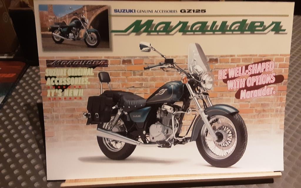 Suzuki marauder gz 125 accessoires brochure 1998, Ophalen of Verzenden, Zo goed als nieuw