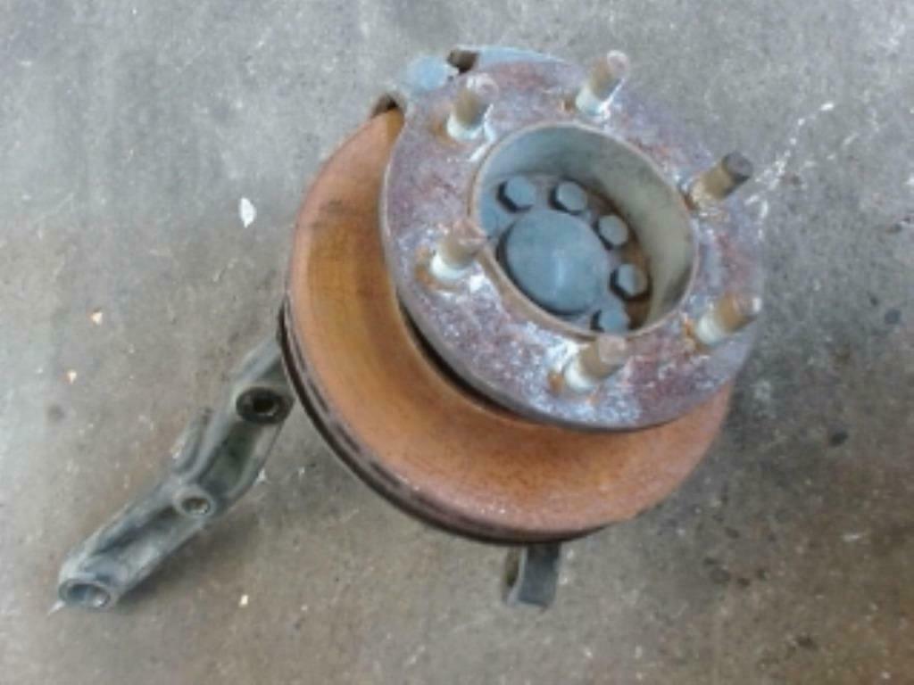 moyeu avant gauche VECO DAILY IV FOURGON 35C18, Ophalen of Verzenden, Gebruikt, Iveco, Transmissie en Accessoires