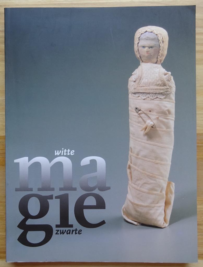 Witte magie, zwarte magie, 1995 ASLK galerij te Brussel, Ophalen of Verzenden, Zo goed als nieuw, Overige onderwerpen