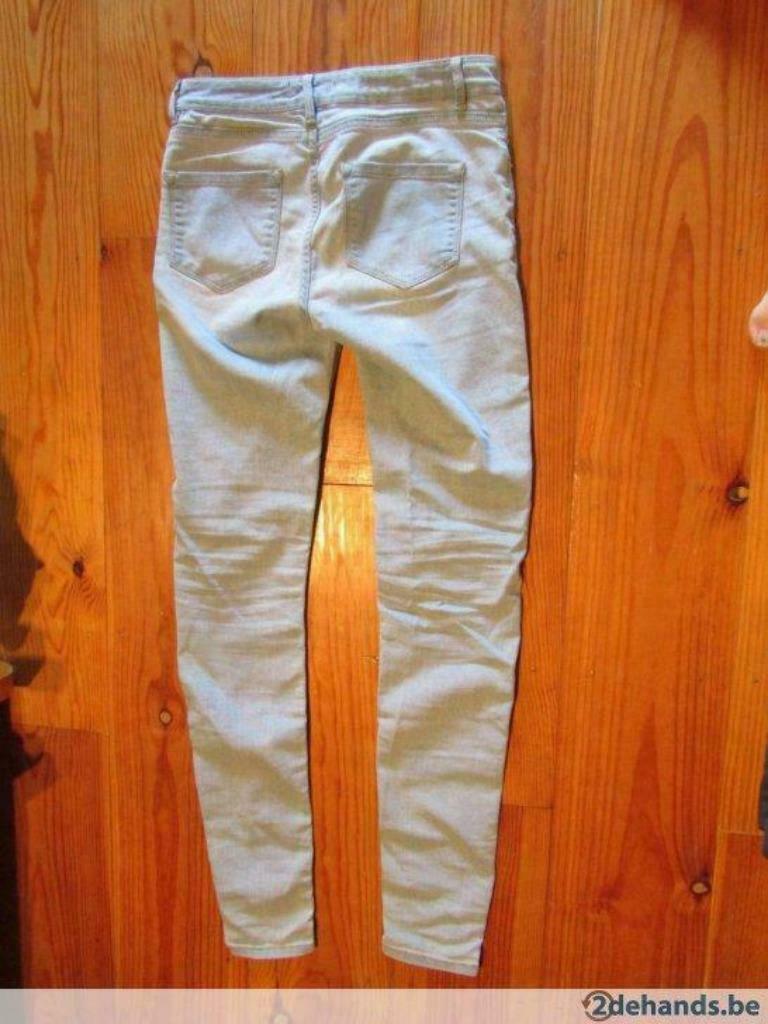 jeans licht blauw Groggy bij JBC maat 34, Vêtements | Femmes, Culottes & Pantalons, Enlèvement ou Envoi, Beige, Longs, Taille 34 (XS) ou plus petite