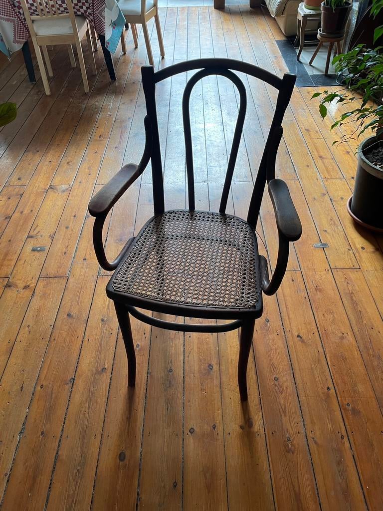 Chaise thonet avec accoudoirs, Brun, Enlèvement, Utilisé, Osier ou Rotin