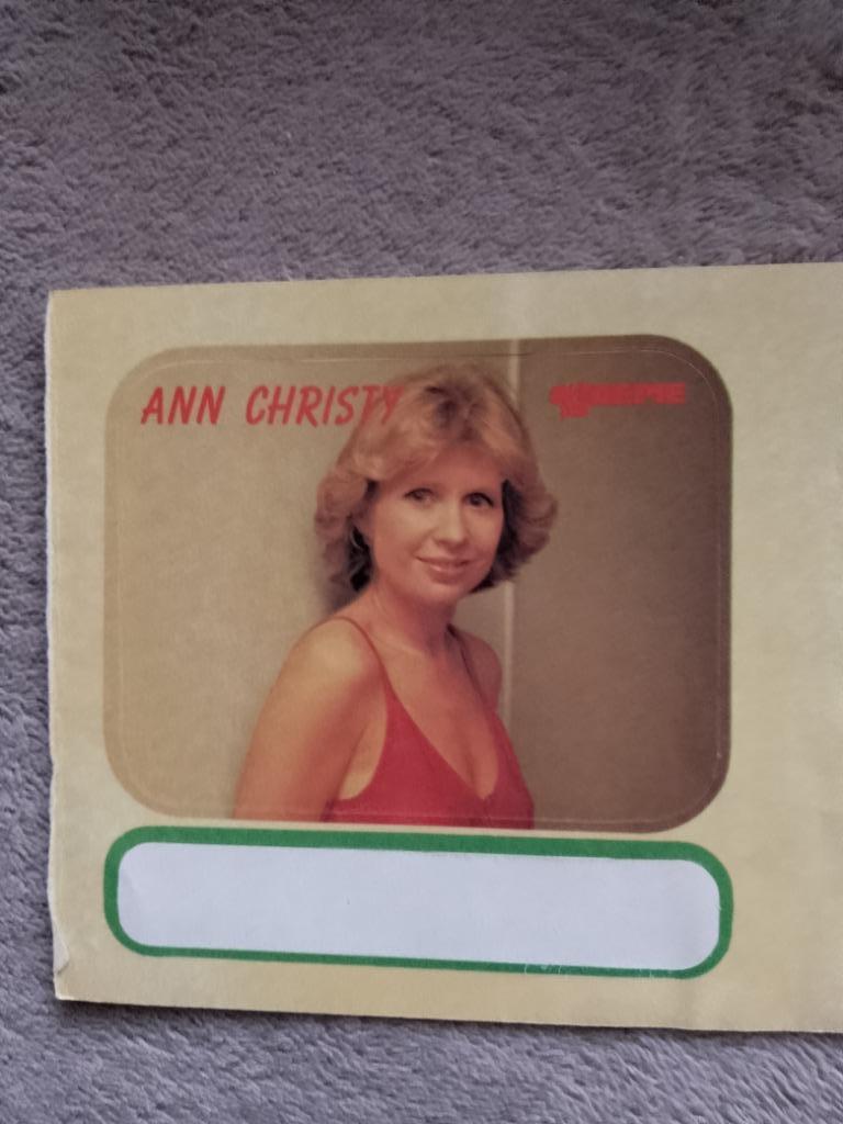 Sticker Ann Christy, Verzenden