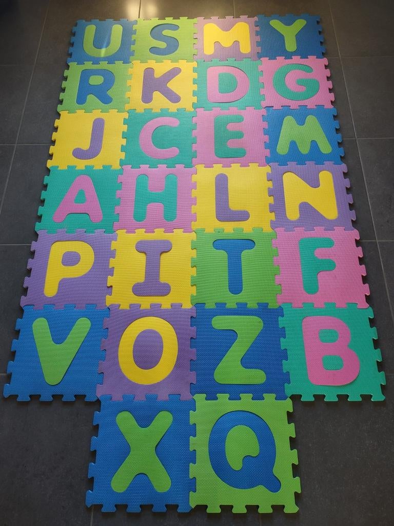 26 foam speeltegels, Kinderen en Baby's, Ophalen, Zo goed als nieuw
