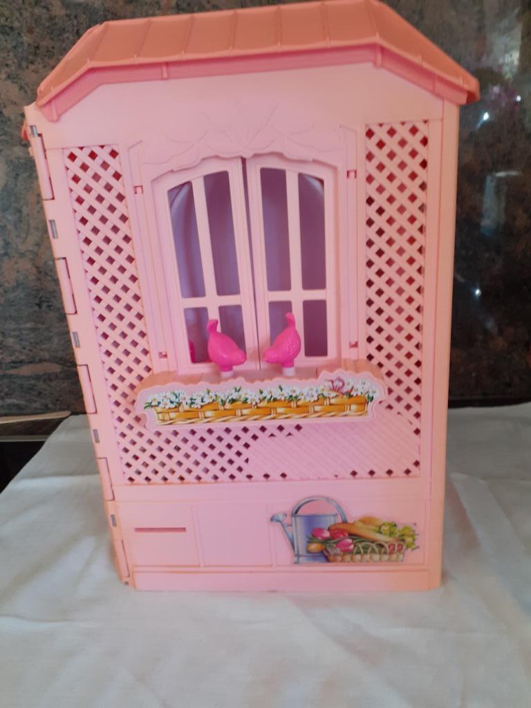 MAISON BARBIE avec poupée barbie, Enfants & Bébés, Jouets | Maisons de poupées, Enlèvement, Utilisé, Maison de poupées