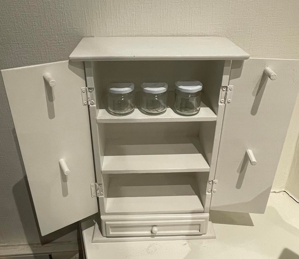 Kastje voor presentatie doopsuiker, Ophalen, Gebruikt