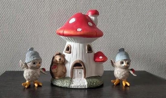 Mooie beelden van paddestoel en uiltjes, Ophalen of Verzenden, Zo goed als nieuw