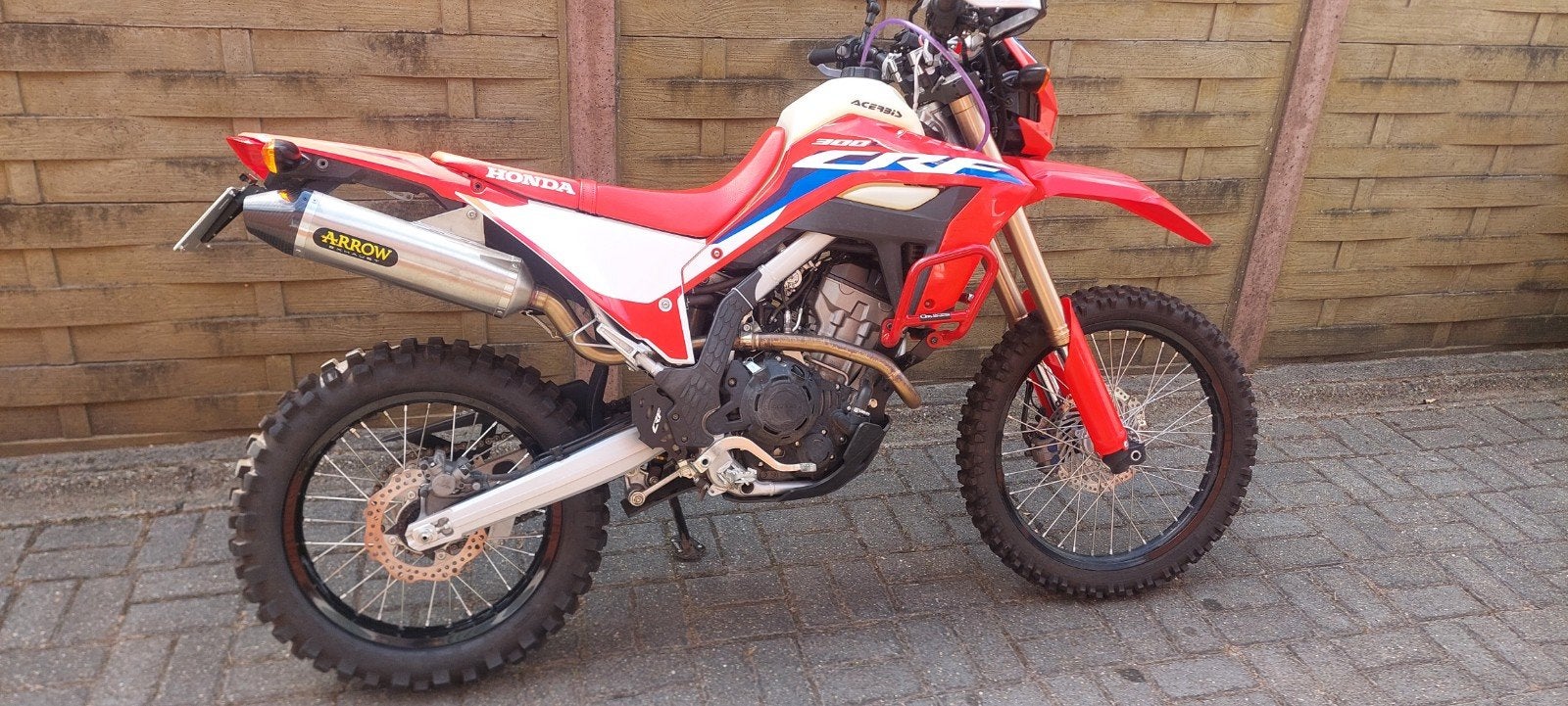 honda crf 300l 1800km vele extra's, Enlèvement