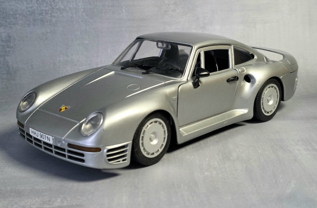 1/18 Tonka-Polistil - 1986-1989 Porsche 959 (zilver), Hobby en Vrije tijd, Modelauto's | 1:18, Verzenden, Zo goed als nieuw, Auto