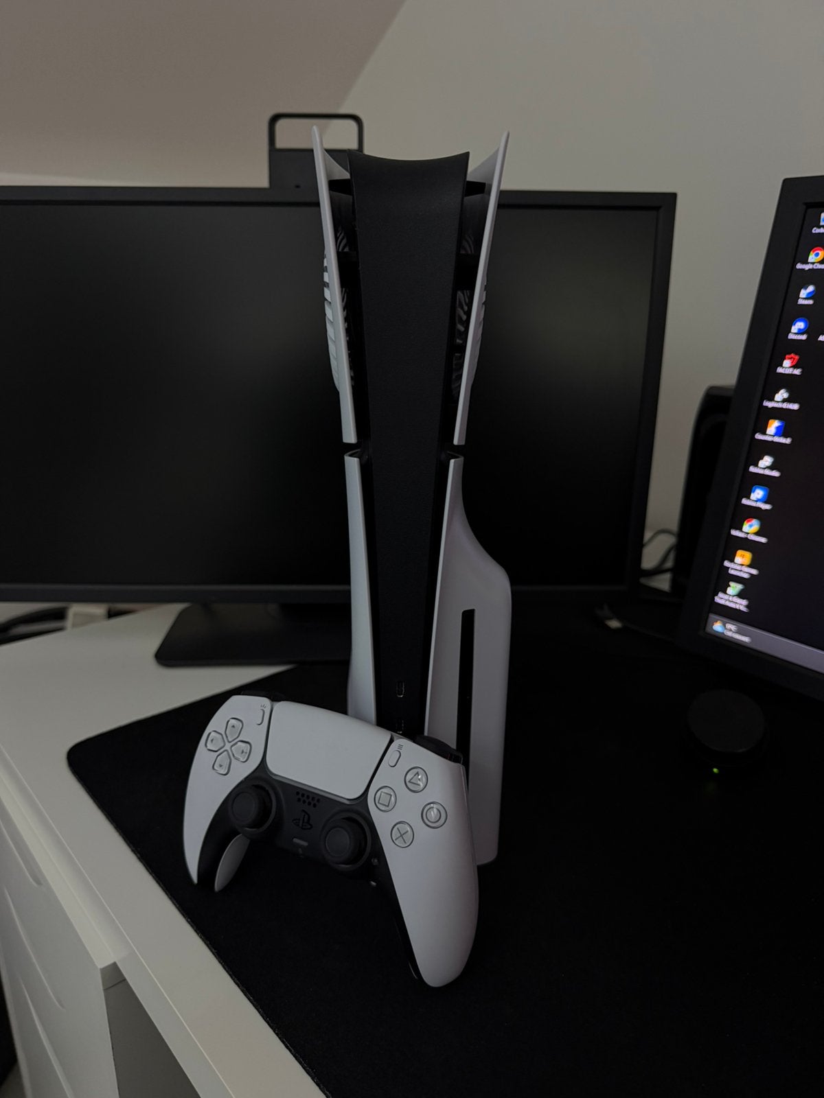 PS5 Slim 1TB avec 1 manette, Enlèvement ou Envoi, Comme neuf, Playstation 5