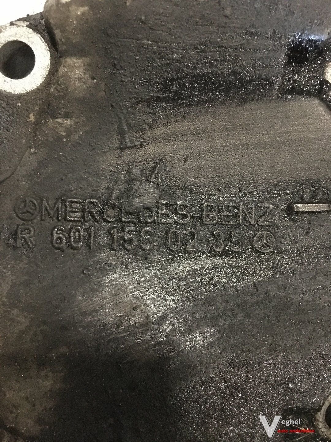Mercedes W123 Diesel Aircopomp Steun, -, Utilisé, -, -