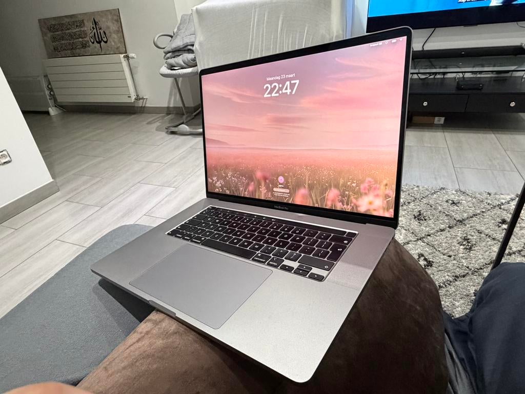 Macbook pro 2019 16 inch intercore i9, Computers en Software, Apple Macbooks, Gebruikt, 32 GB, Ophalen of Verzenden, MacBook