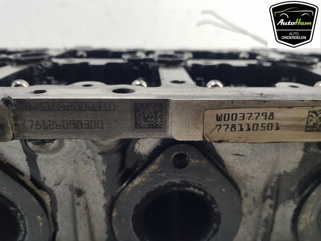 CILINDERKOP Mini Countryman (R60) (|11127812609|778110501|), Auto-onderdelen, Gebruikt, Mini