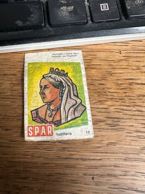 Spar lucifers label etiket Victoria koningin van Engeland, Enlèvement ou Envoi, Info@sipa.ko, Utilisé, Autres types