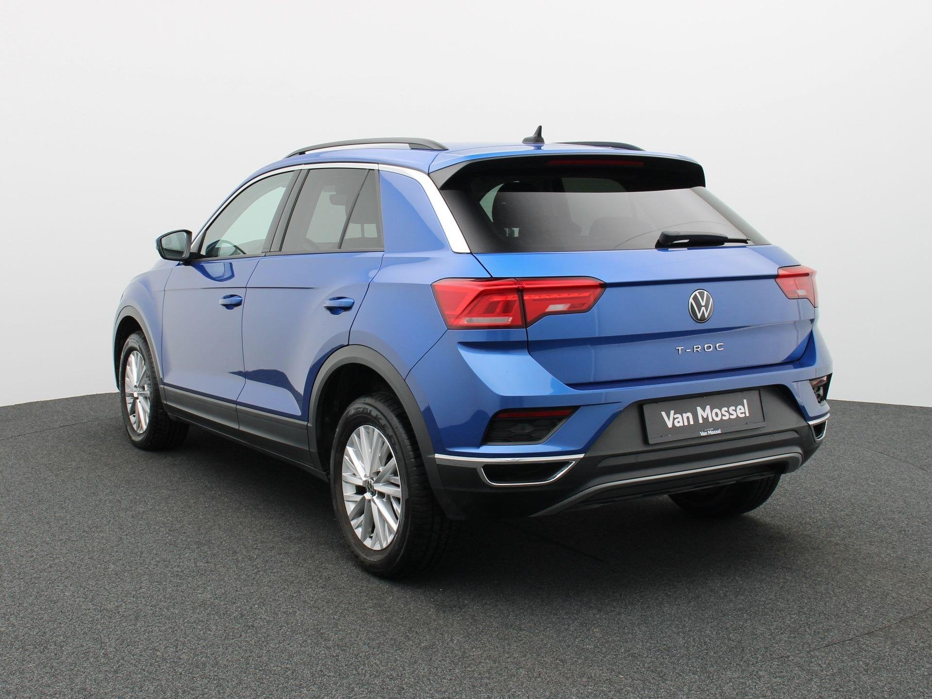 Volkswagen T-Roc 1.0 TSI Style, Auto's, Voorwielaandrijving, Dealer onderhouden, Stof, Gebruikt