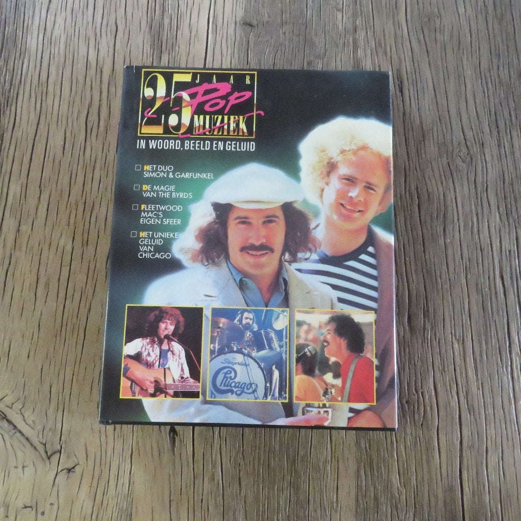 25 jaar popmuziek Het afscheid van de sixties, Boeken, Ophalen of Verzenden