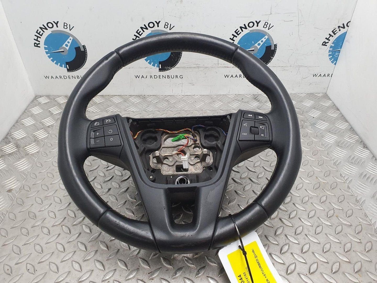 VOLVO V40 1.6 D2 R-Design  STUURWIEL 2013, Enlèvement ou Envoi, Utilisé, ARN reconnu