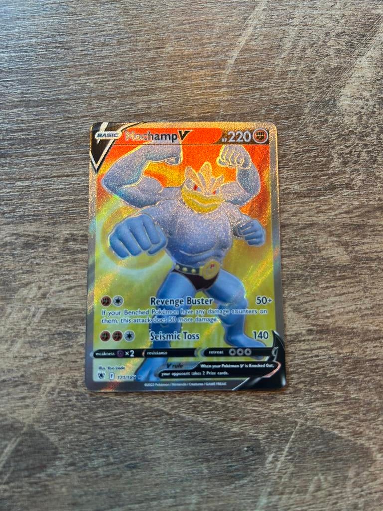Machamp v, Ophalen of Verzenden, Zo goed als nieuw