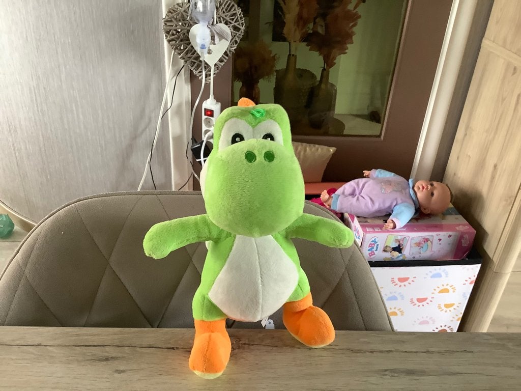 Personnage en peluche Supermario Yoshi (27 cm) (2021), Enlèvement ou Envoi, Comme neuf, Super Mario, Autres types