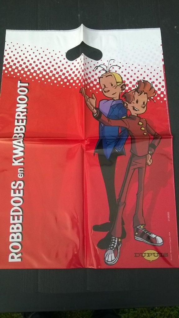 Plastieken zak Robbedoes en Kwabbernoot, Gelezen, Ophalen of Verzenden, Munuera., Eén stripboek