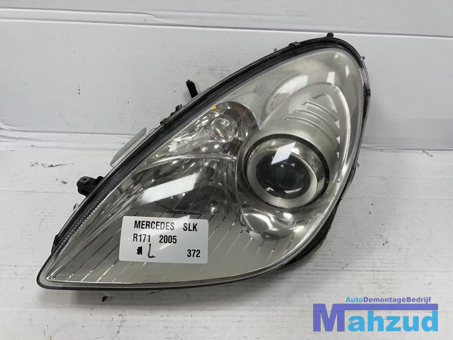 MERCEDES SLK R171 Links koplamp 2005-2011, Mercedes-Benz AG, Mercedes-Benz, Utilisé, Mercedesstrasse 120
70372  Stuttgart, DE