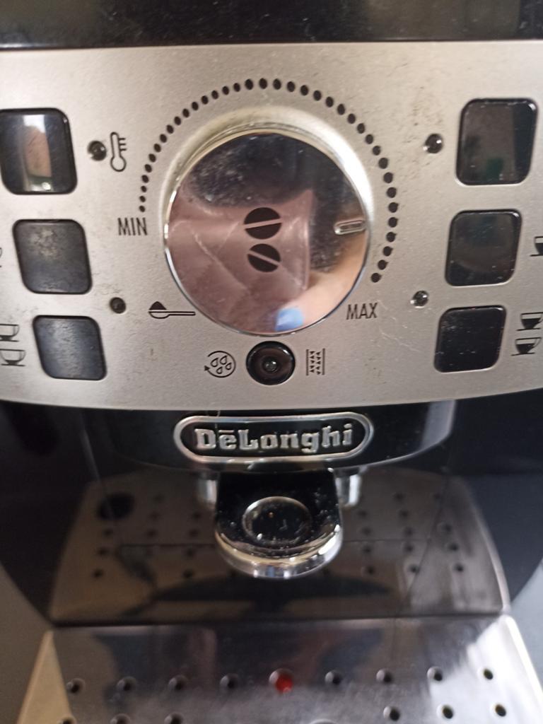 Koffiemachine de longhi met bonen, Elektronische apparatuur, Koffiezetapparaten, Ophalen, Koffiemachine