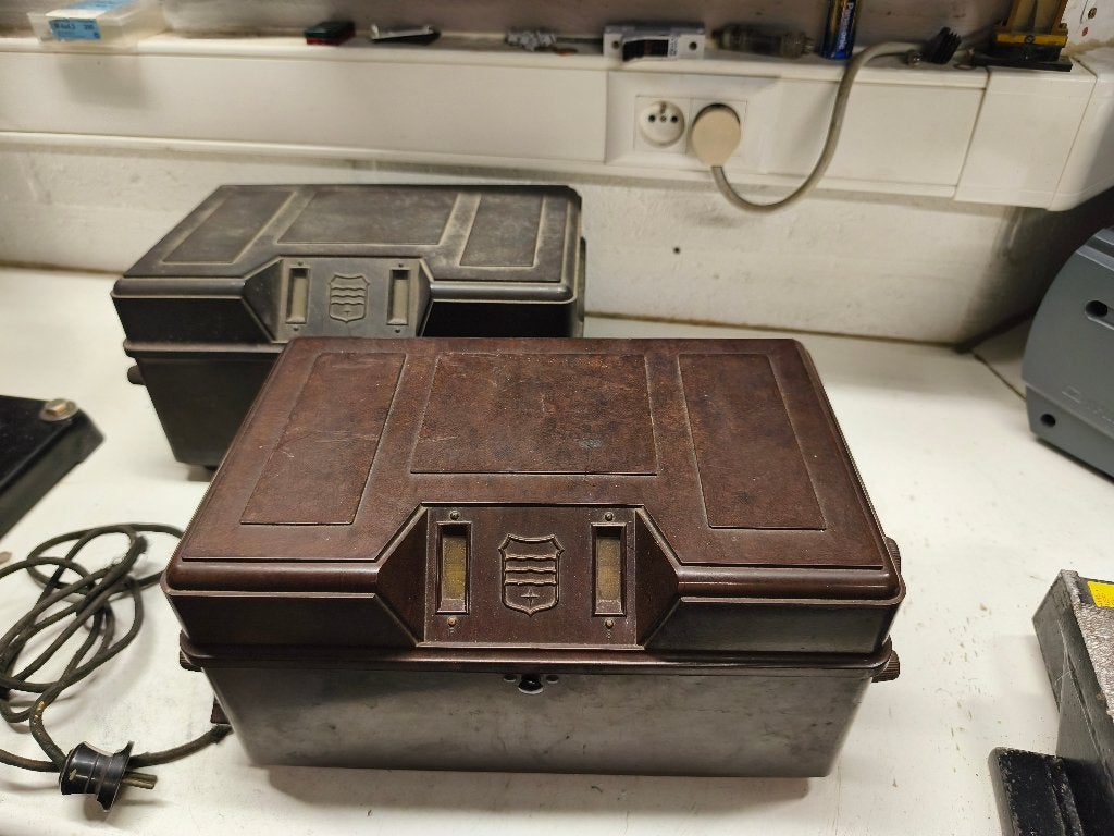 radio Philips 2531, Enlèvement