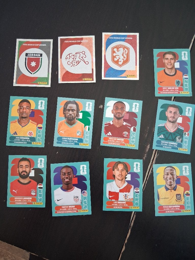 Panini 2026 stickers ruilen (update 14/07), Ophalen, Zo goed als nieuw, Meerdere stickers