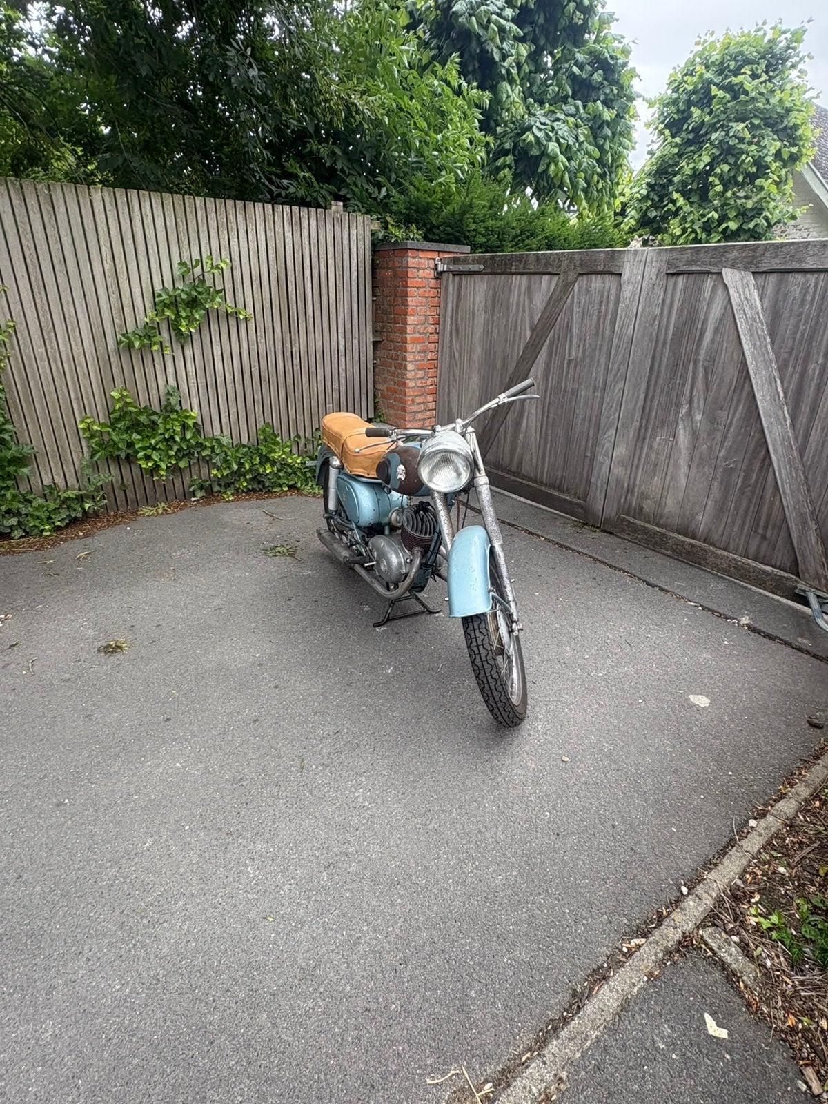 Vintage motorfiets Gillet 250cc