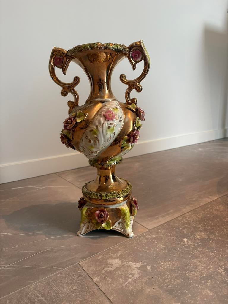 Vase Décoratif en porcelaine, Antiquités & Art, Enlèvement