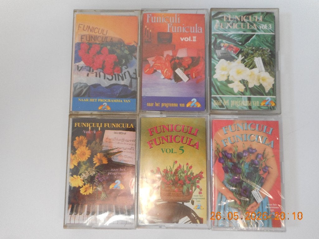 GEZOCHT: FUNICULI FUNICULA VOL. 7 / 8 / 9 OP CASSETTE, Cd's en Dvd's, Ophalen of Verzenden, Gebruikt, Verzamelalbums