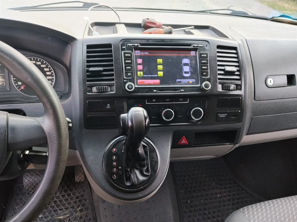 VOLKSWAGEN TRANSPORTE/2000cc DIESEL/AUTOMAAT/CAMIONNETTE, Auto's, Volkswagen, Automaat, Euro 5, Monovolume, Zwart