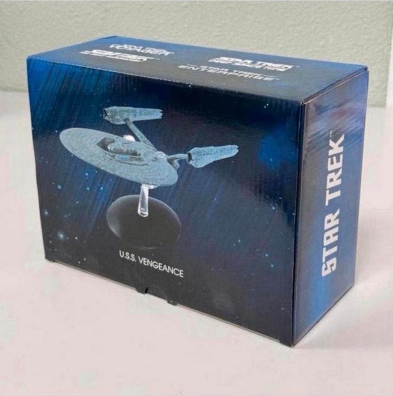 Eaglemoss model NIEUW Star Trek Into Darkness USS Vengeance, Verzamelen, Ophalen of Verzenden, Nieuw, Beeldje, Replica of Model