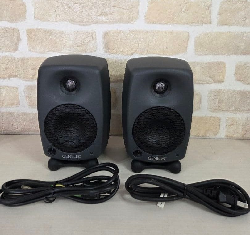 Paire de Genelec 8020A - État impeccable, Audio, Tv en Foto, Luidsprekerboxen, Overige merken, Studiomonitor, Nieuw, Ophalen of Verzenden