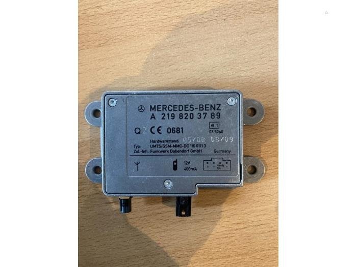 Antenne Versterker van een Mercedes ML-Klasse, Gebruikt, -, Ophalen of Verzenden, -
