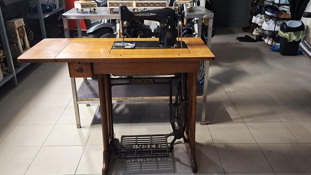 machine à coudre, Antiquités & Art, Antiquités | Machines à coudre, Enlèvement