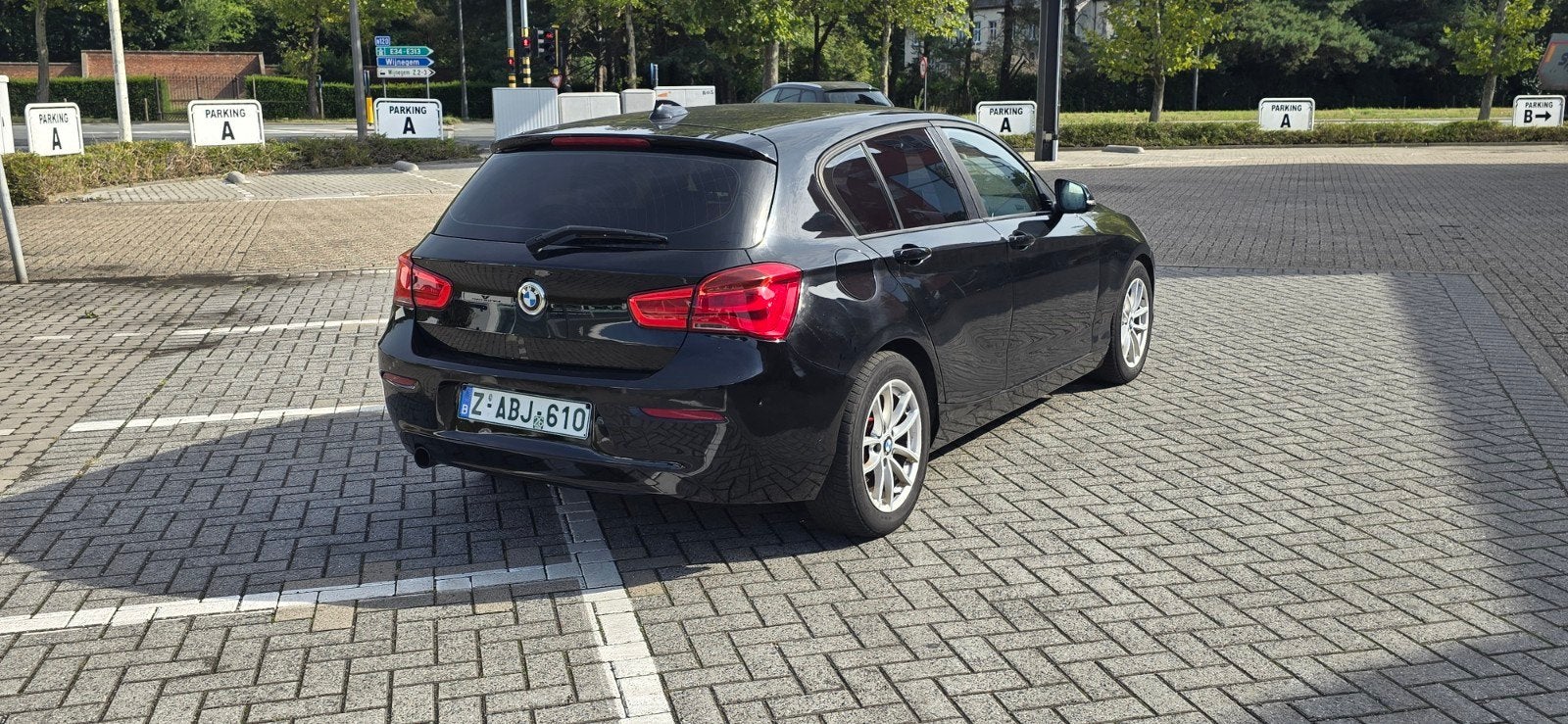 2017 bmw 1 serie 1.5 benzine 118i km122.000 vbak 6     100kw, Auto's, 1 Reeks, Euro 6, Bedrijf, Handgeschakeld