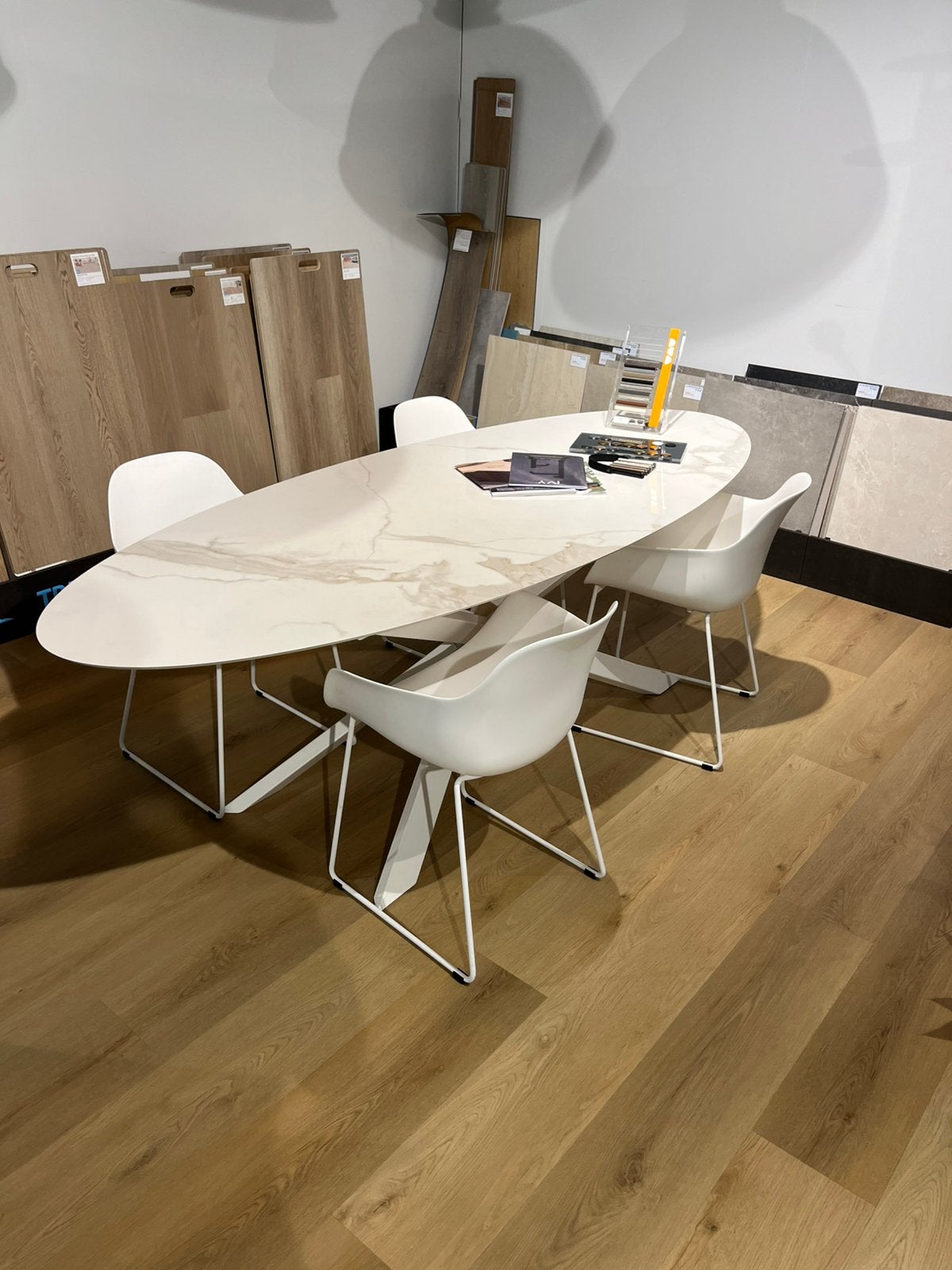 Table en marbre céramique, Maison & Meubles, Tables | Tables à manger, Neuf, 50 à 100 cm, 200 cm ou plus, Cinq personnes ou plus
