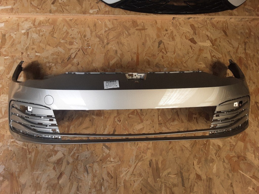 PARE-CHOCS AVANT Volkswagen Golf VIII (CD1) (5H0807221H), Pare-chocs, Volkswagen, Mevr. I. Hauben, Utilisé